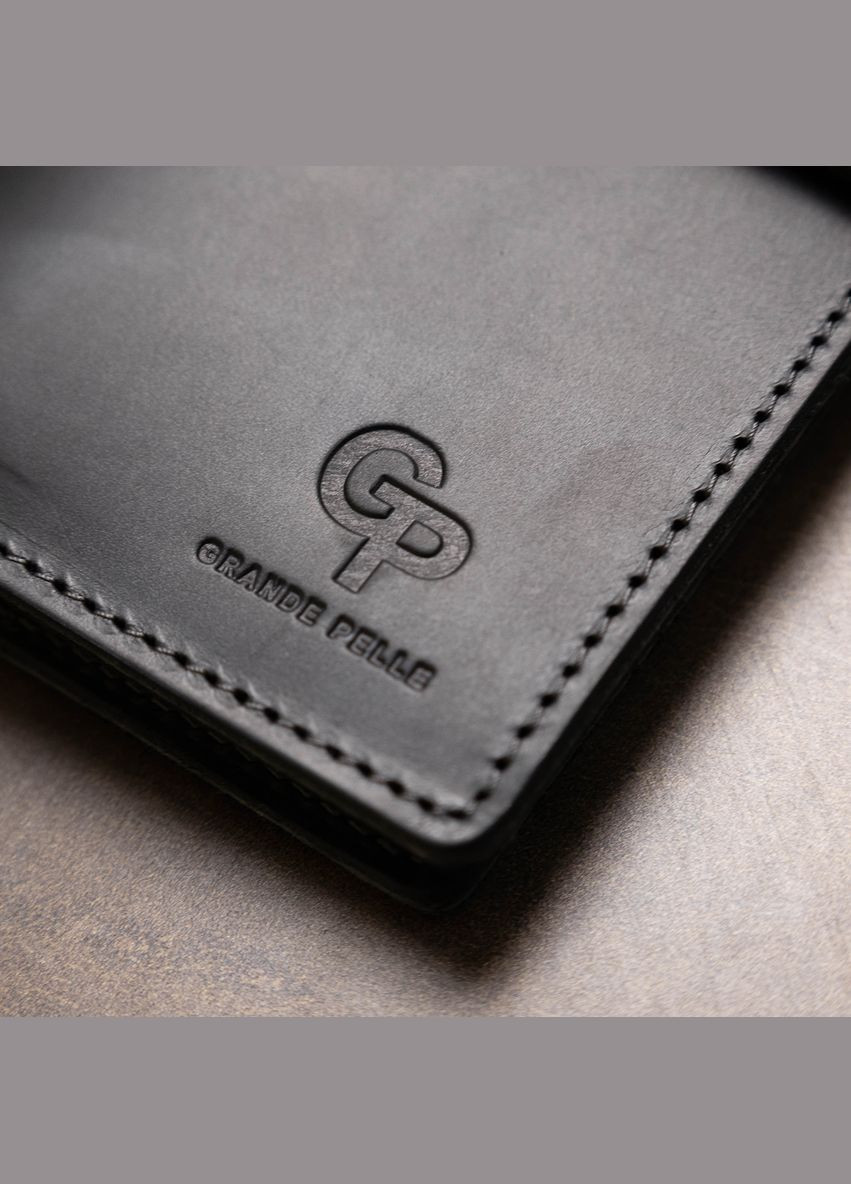 Стильне матове чоловіче портмоне 11560 Чорний Grande Pelle (331911289)