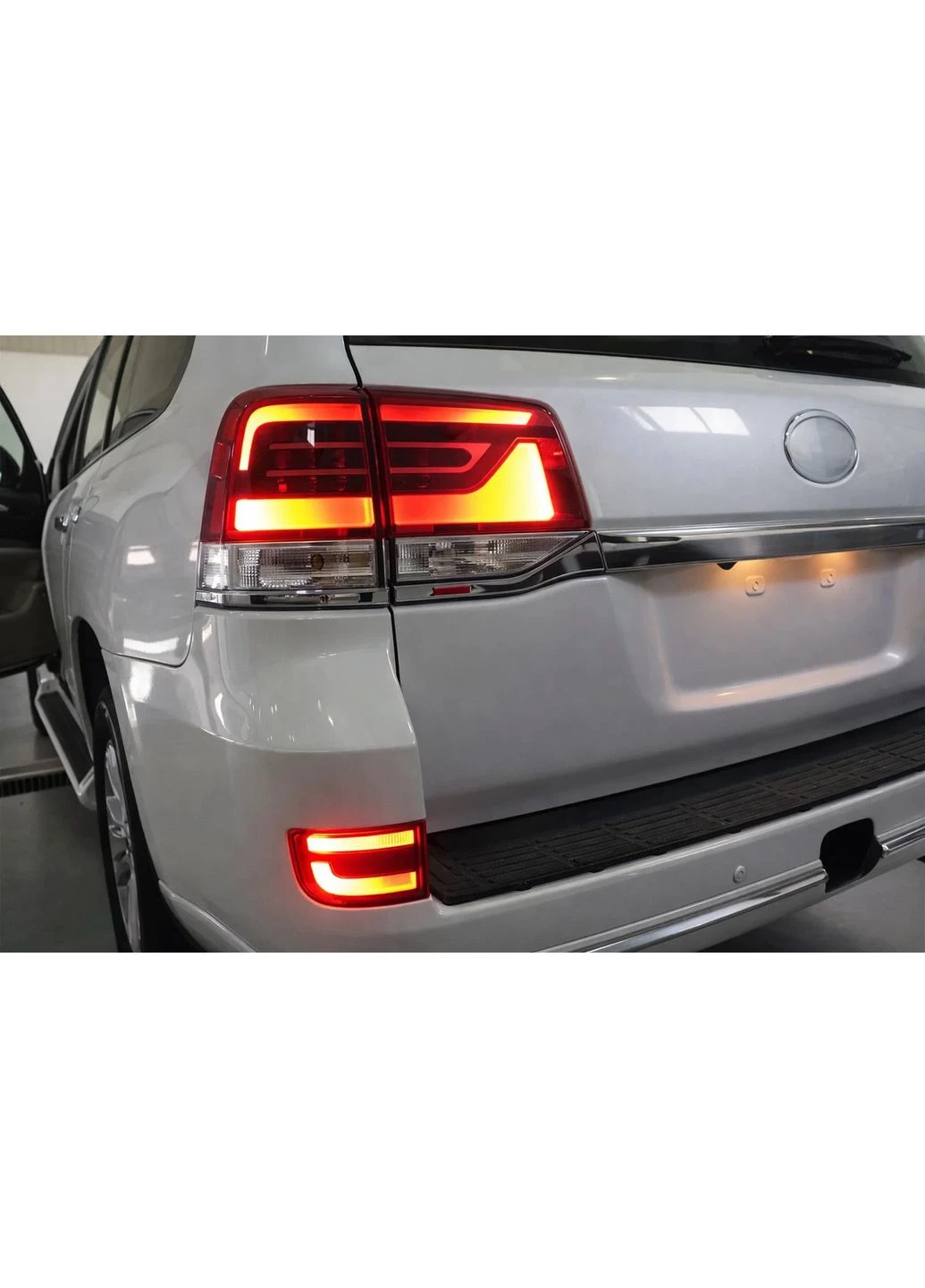 Задние противотуманные фары 2016-2026 (LED) для Toyota Land 200 Cruiser (389425040)