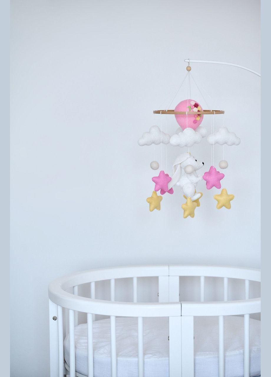 Дитячий мобіль на ліжечко для немовлят WooolyWool «Зайка на повітряній кульці» No Brand (342757913)