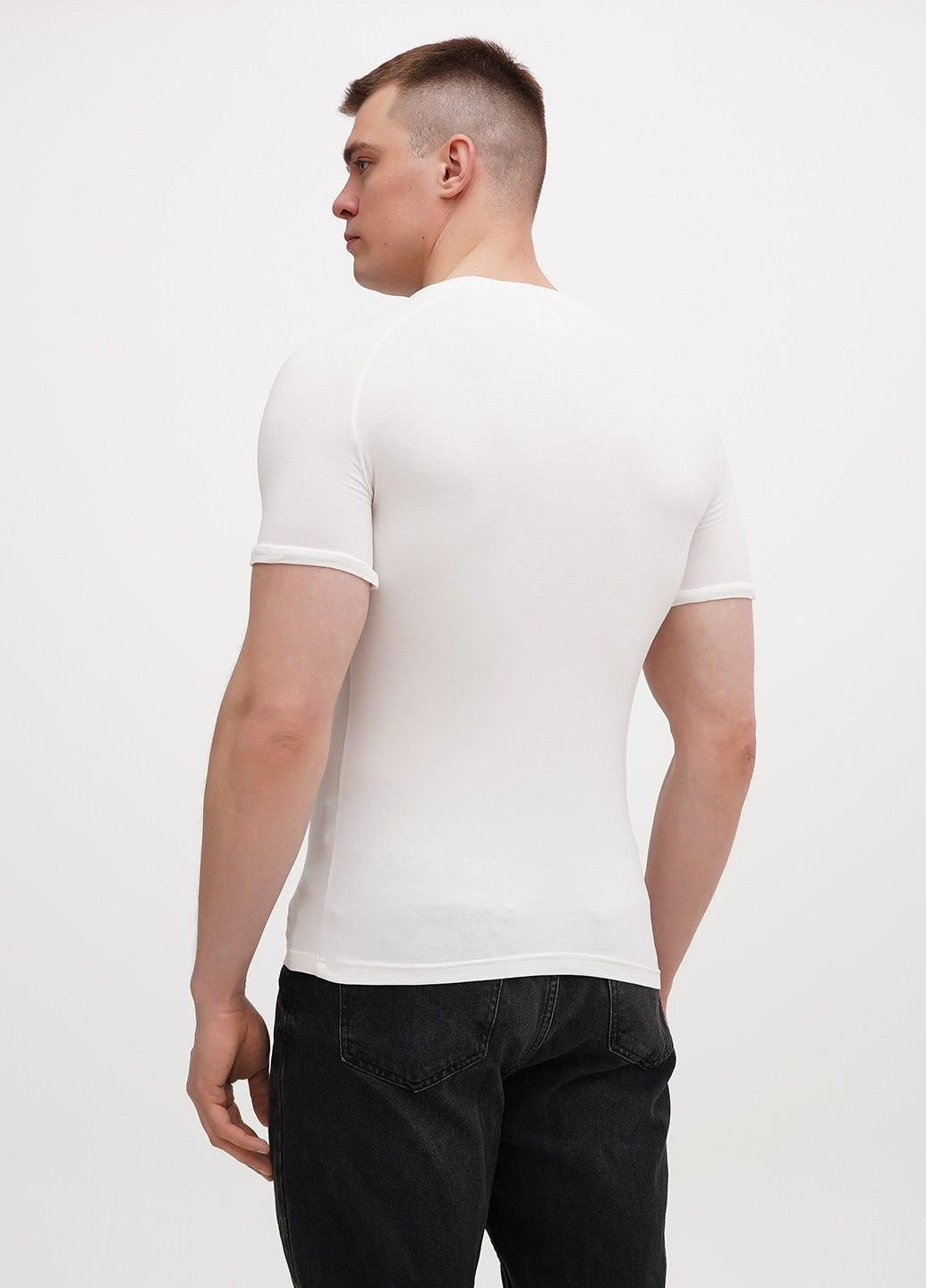 Біла футболка ZeeRucci