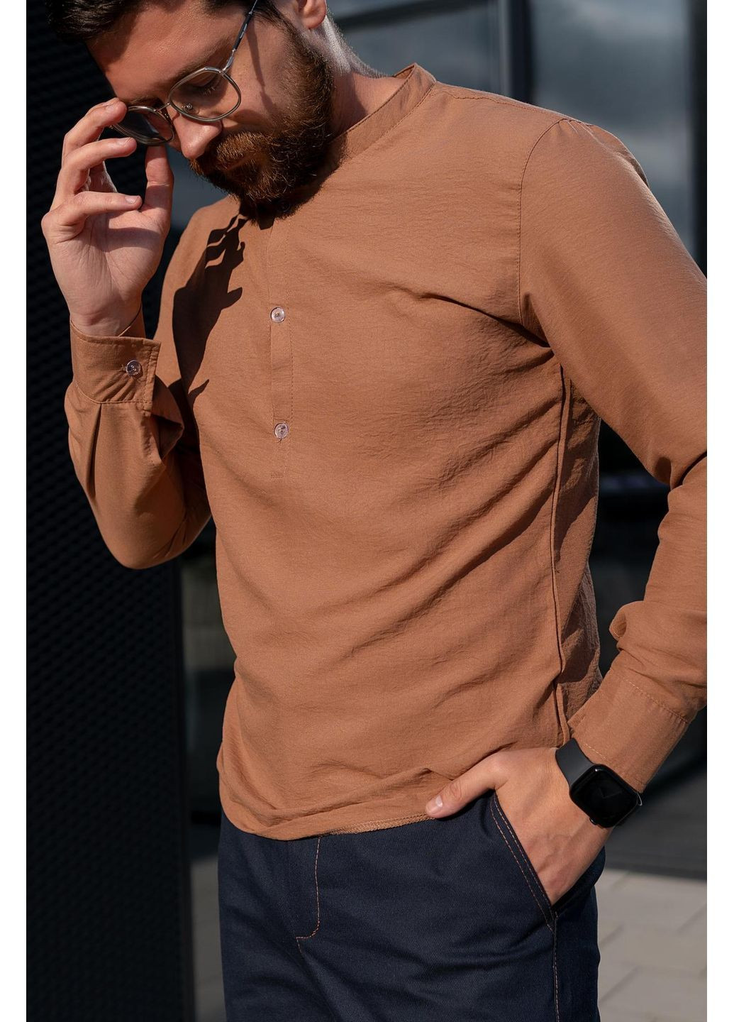 Стильна чоловіча сорочка з прямим приталеним кроєм та коміром-стійкою Vakko (362189160)