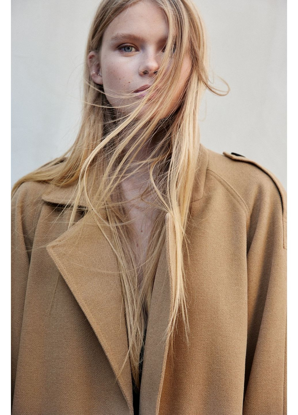 Бежеве демісезонне Пальто H&M