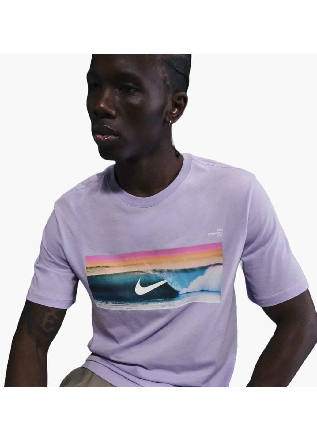 Фиолетовая футболка мужская sportswear violet Nike