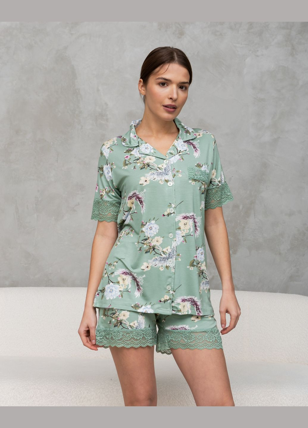 Оливкова (хакі) комплект із сорочкою та шортами Nicoletta