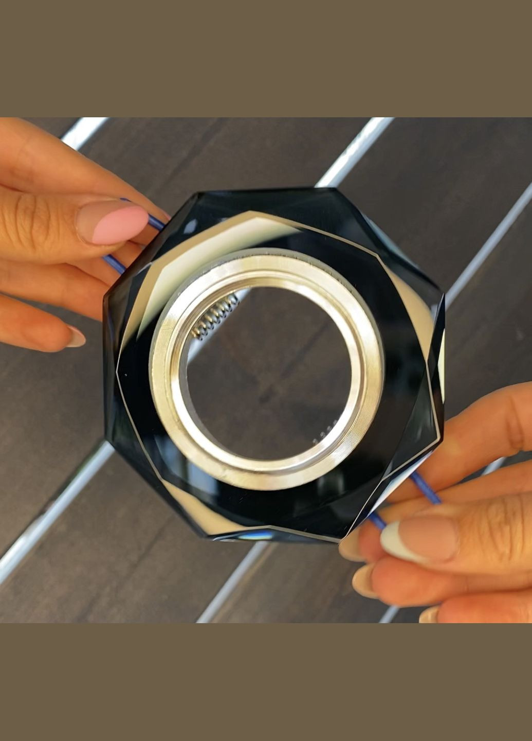 Стеклянный врезной светильник (05-048) No Brand (370071666)