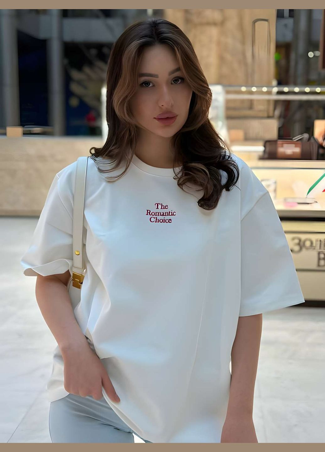 Жіноча чорна базова футболка one size оверсайз із написом вишивка Україна - (339402838)