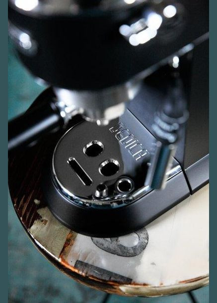 Кофеварка эспрессо EC 685 BK Delonghi (368593961)