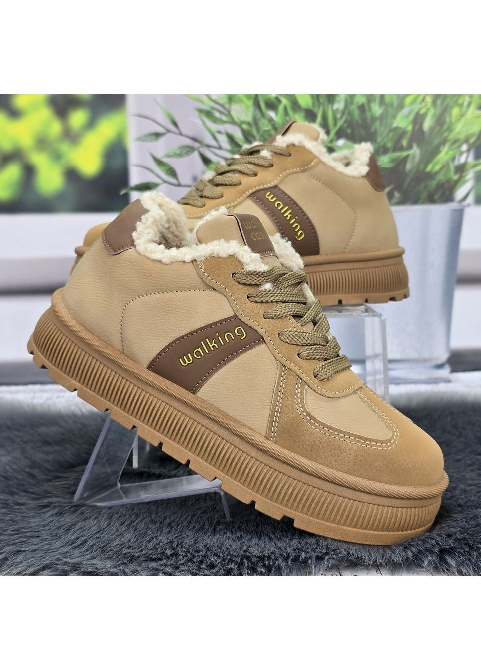 Зимние женские зимние кроссовки с искусственным мехом тедди Gipanis из искусственного нубука