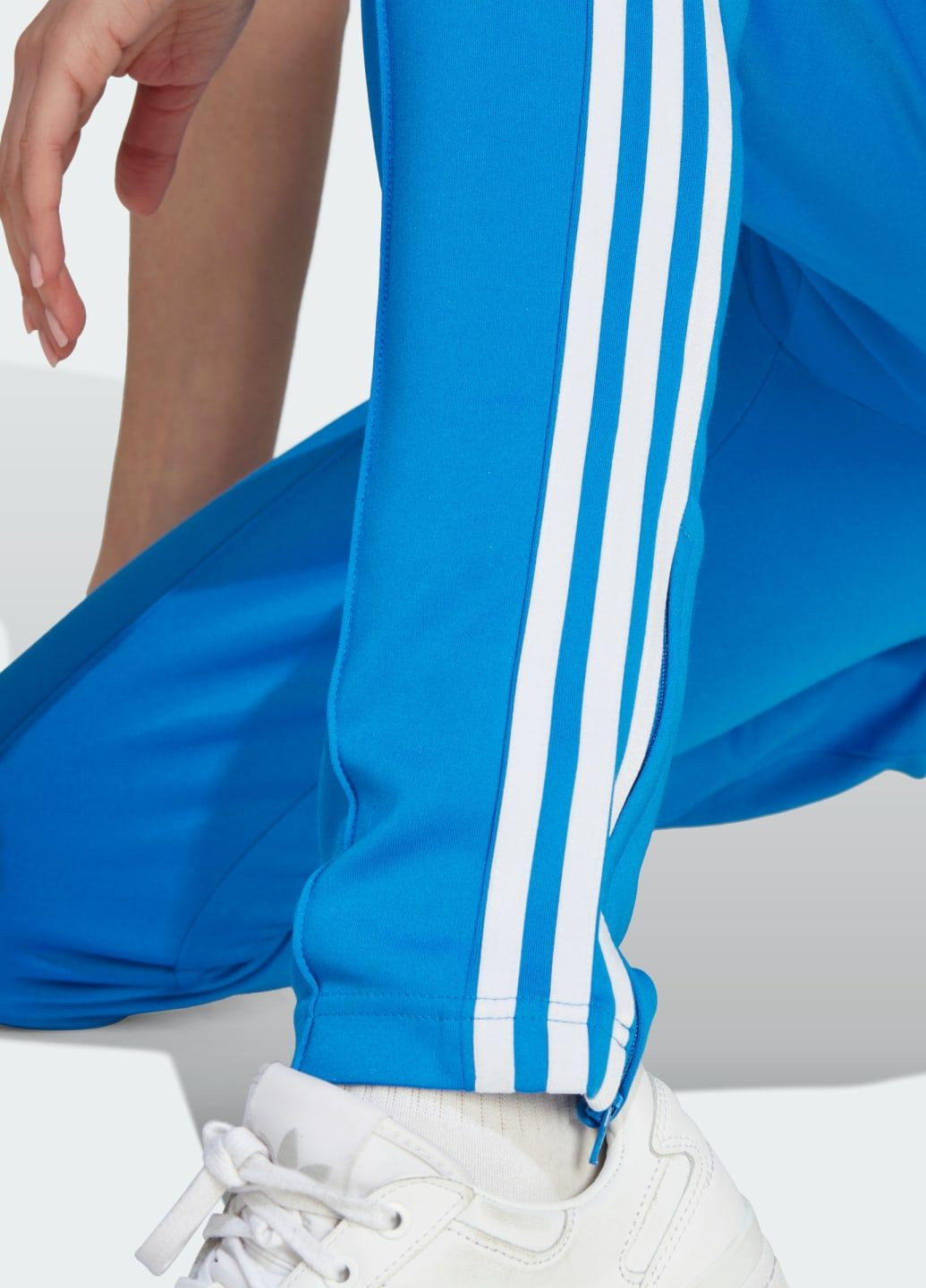 Спортивні штани Adicolor SST adidas (278356558)
