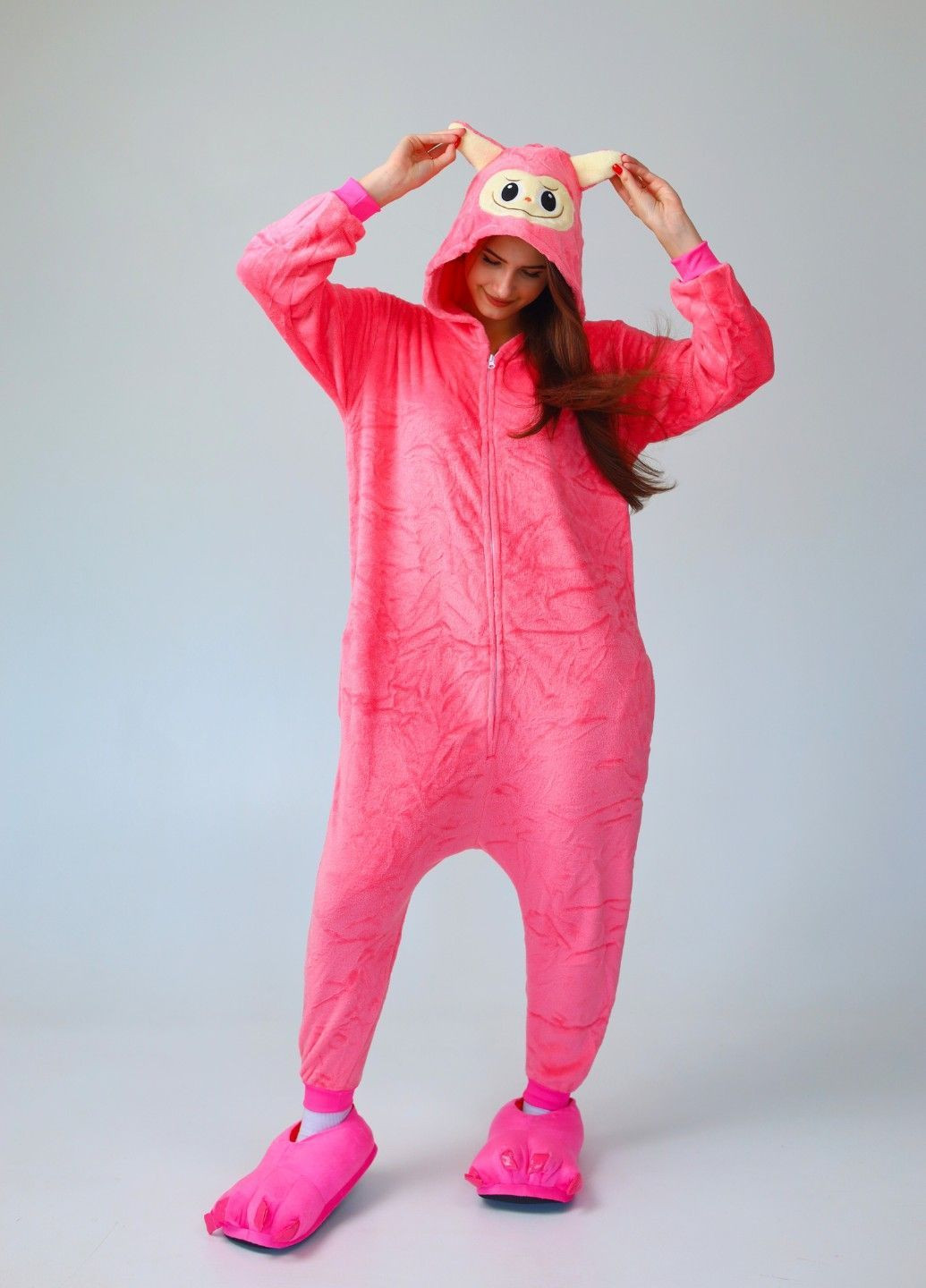 Кігурумі піжама Лабубу рожева плюшева жіноча з капюшоном та вушками Lalapka (362490065)