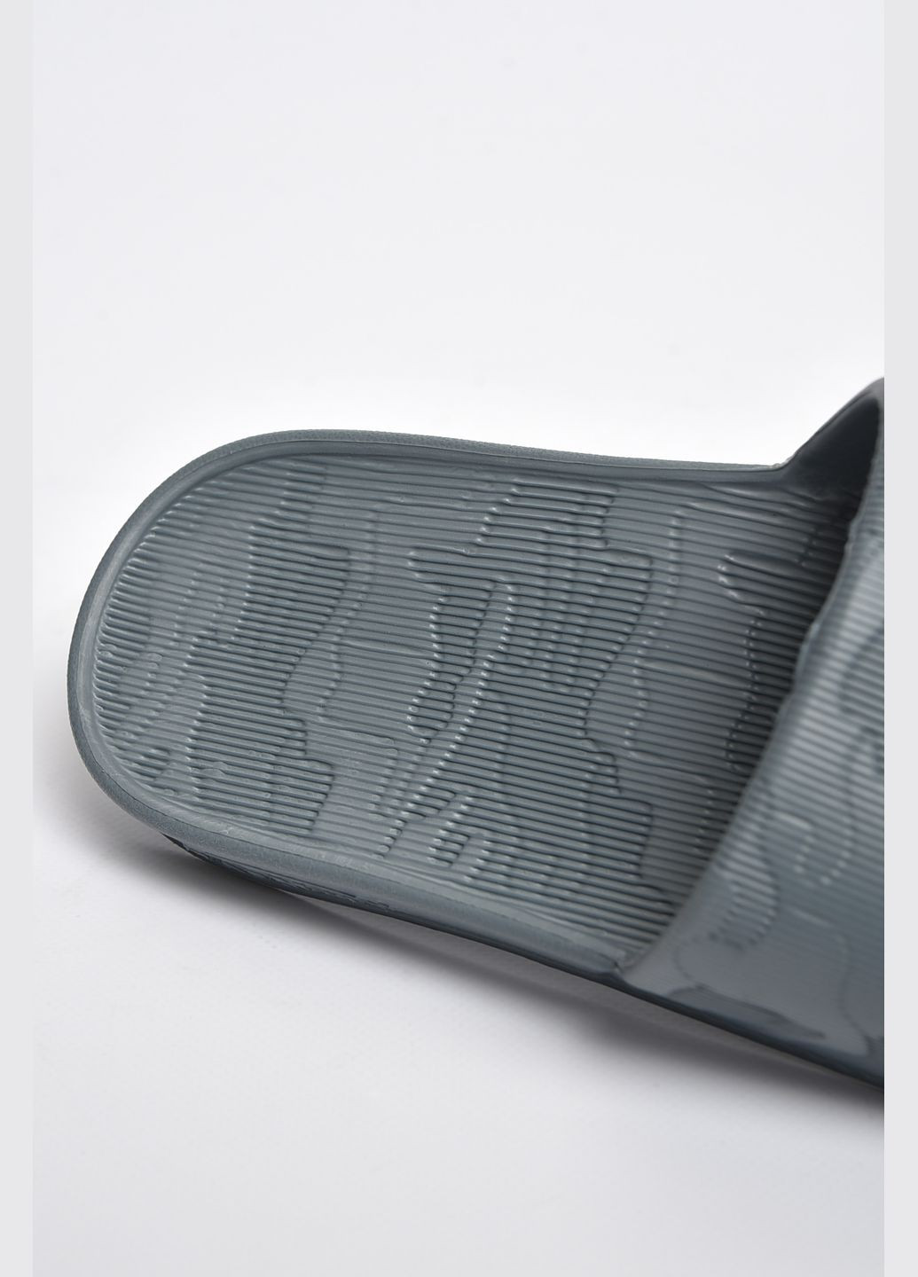 Шльопанці чоловічі піна сірого кольору Let's Shop (287558856)