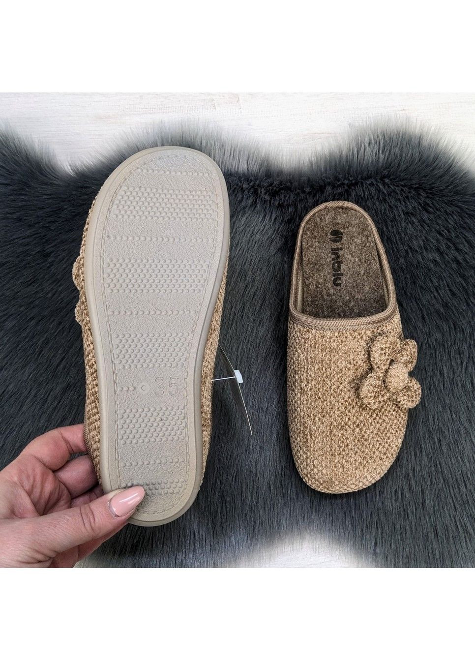 Бежевые тапочки домашние женские велюровые Inblu