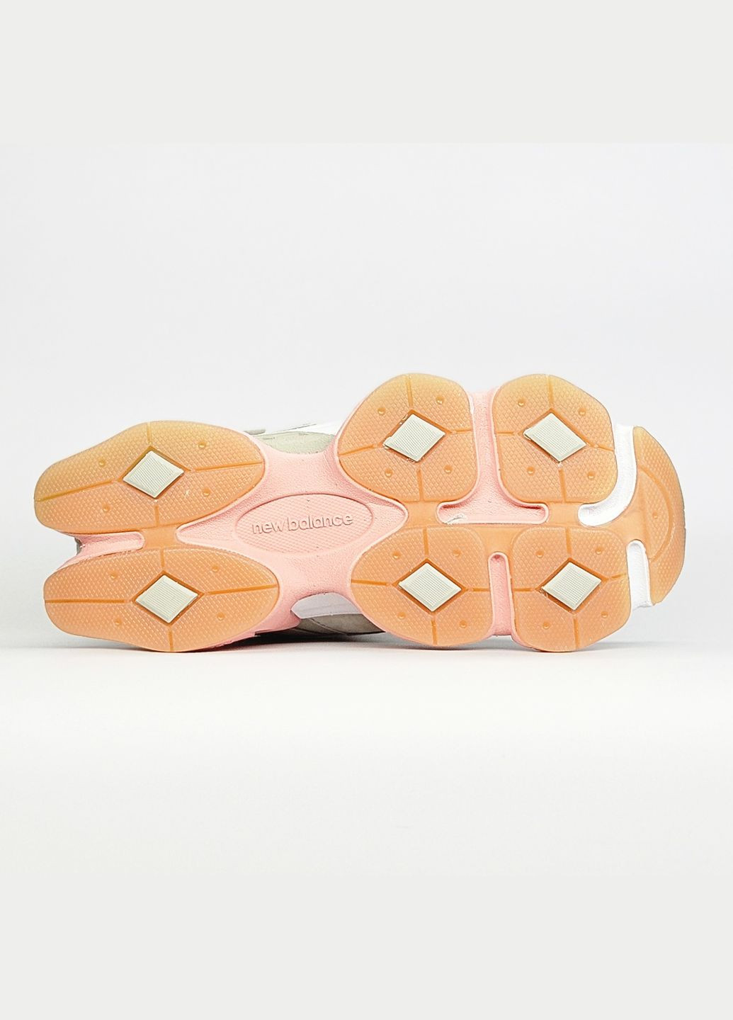 Кроссовки женские New Balance 9060 grey pink \ Нью Беланс 9060 серые розовые No Brand серые демисезоны (302002699)