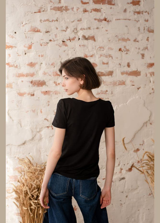 Чёрная футболка Vyshyvanka узор украинская символика (335814529)