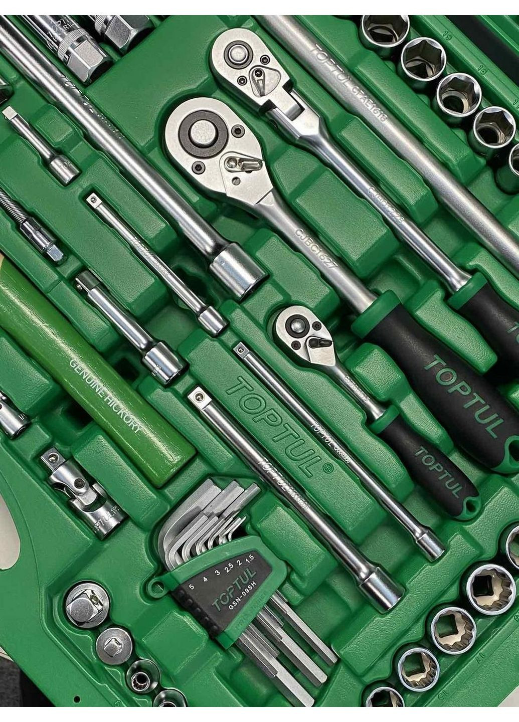 Універсальний комплект інструменту 1/4", 3/8", 1/2" 144од. TOPTUL (289460030)