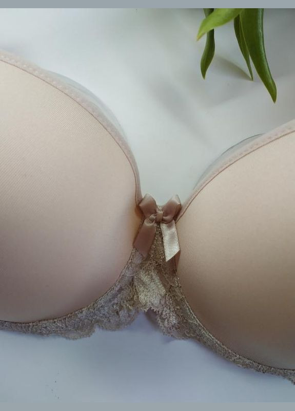 Бежевый бюстгальтер спейсер в цвете пион орхидея 180-208 с кружевом. Orhideja полиамид