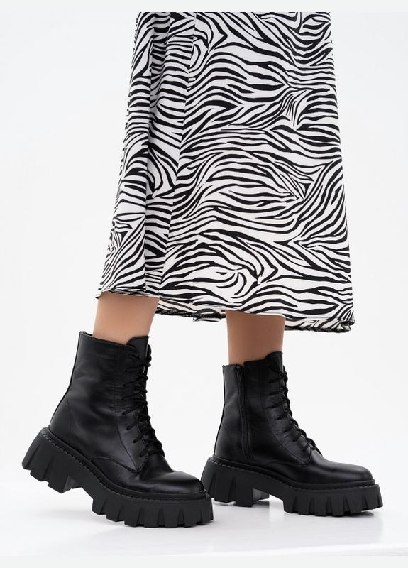 Чорні шкіряні черевики зі шнурівкою ISSA PLUS (280918703)