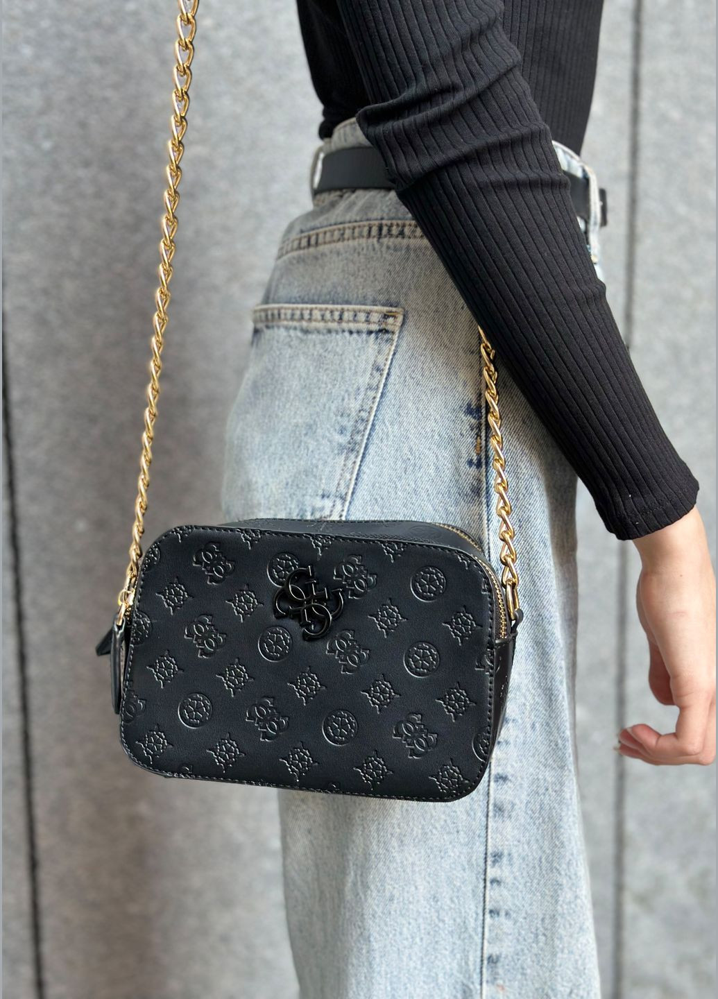 Женская прямоугольная сумка GUESS кросс-боди черная No Brand (303323006)