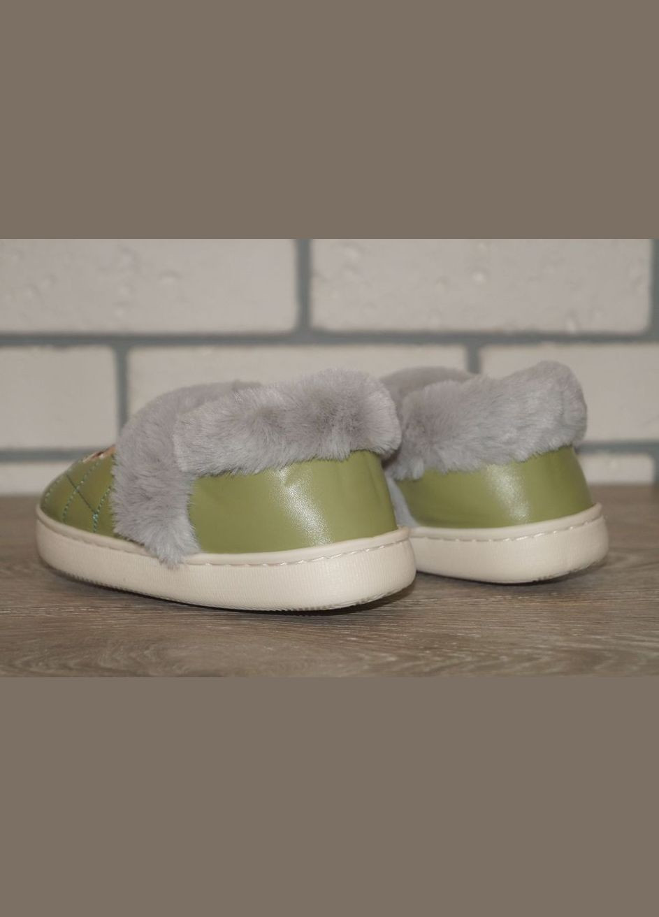Зеленые тапочки для девочки с задником чуни Sanlin с мехом, с аппликацией, с вышивкой
