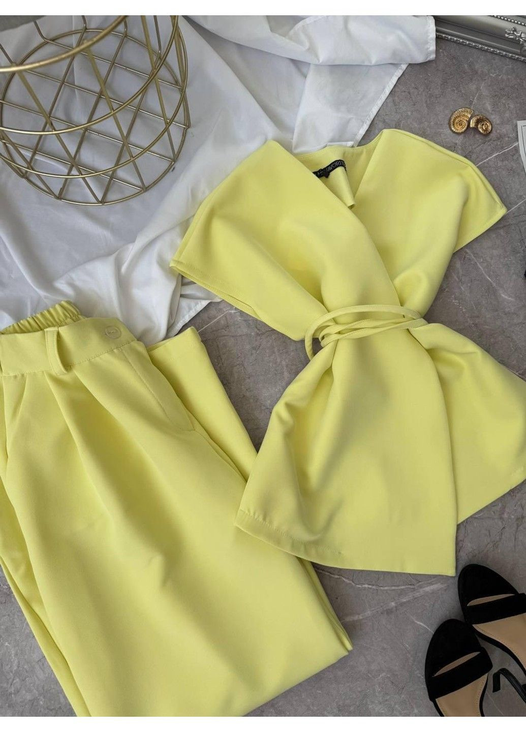 Костюм 2–ка з костюмки, з жилеткою та широкими штанами мод ЛКК-202, світло-жовтий, 50-52 No Brand (355469711)