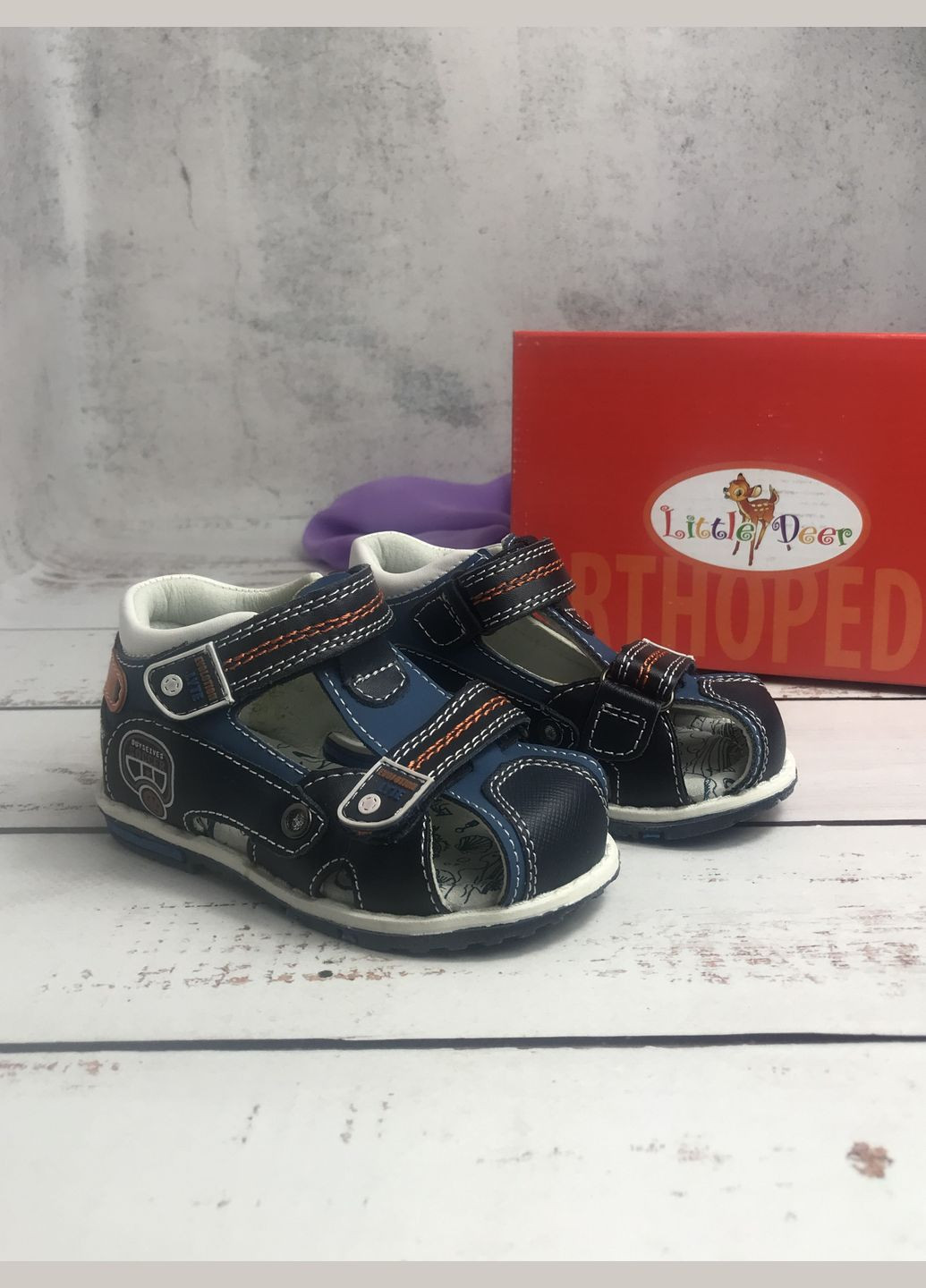 Темно-синие повседневные детские босоножки для мальчиков темно-синий (2016) Little Deer на липучке