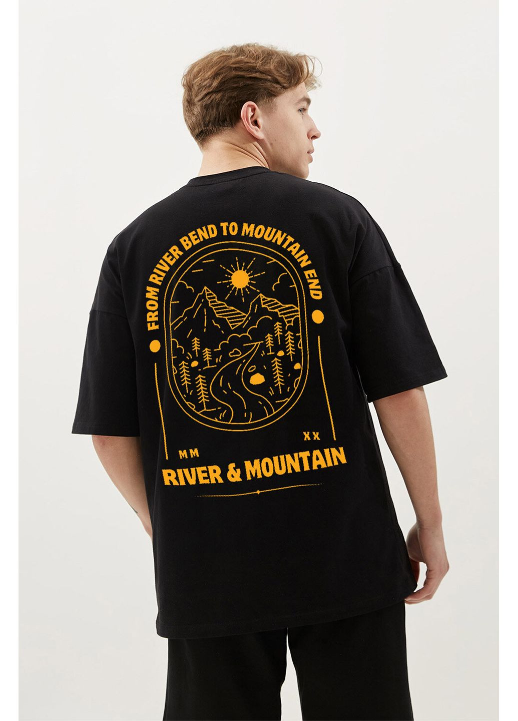 Чорна оверсайз футболка чорного кольору river&mountain Garne