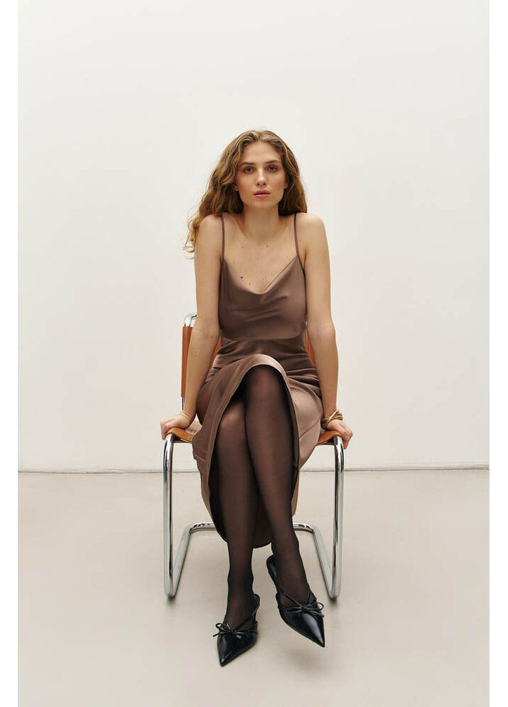 Бежева жіноча сукня-комбінація атласна з вирізом-качелька mkrm4236 Rica Mare