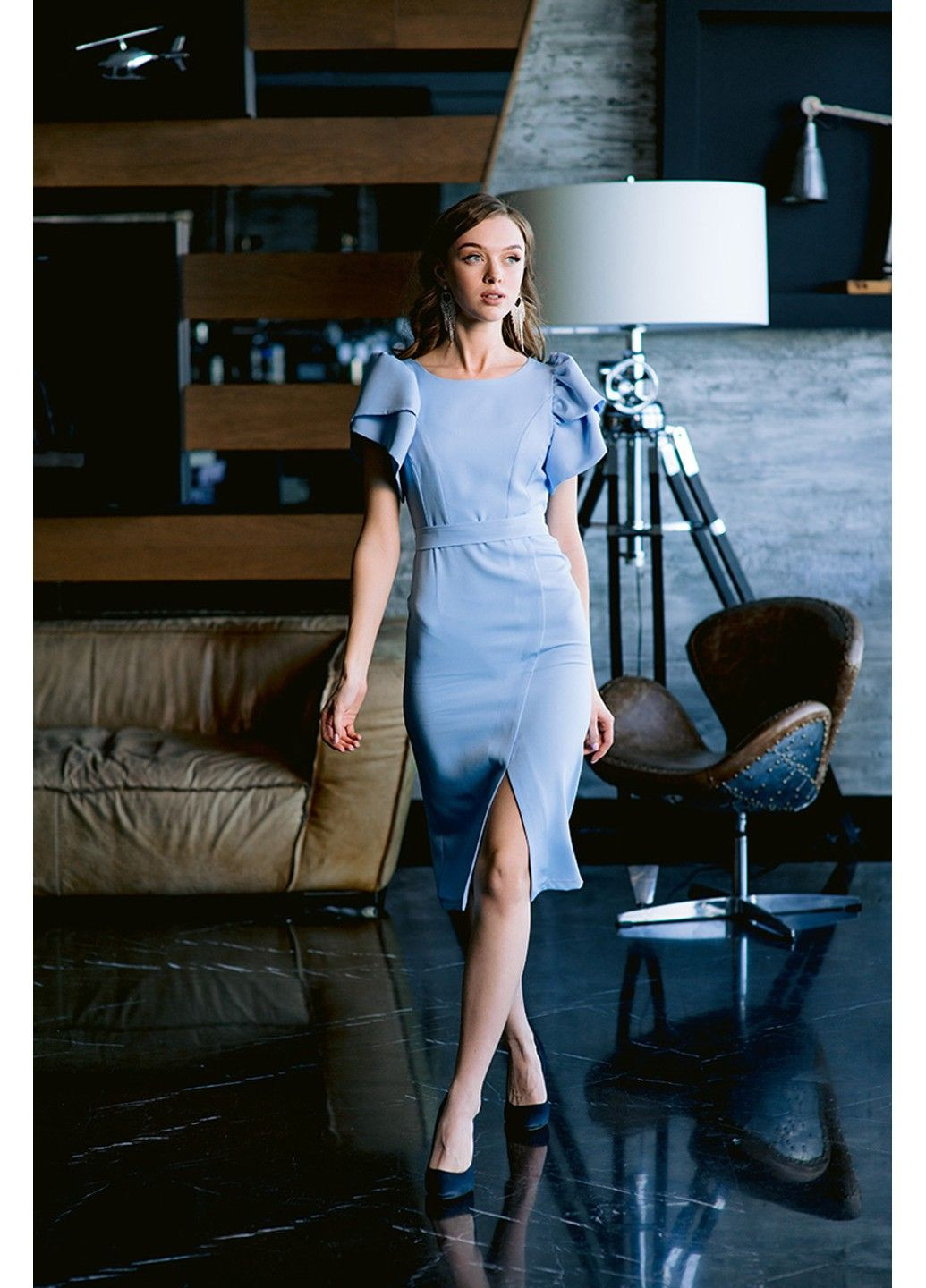 Голубое коктейльное стильное платье миди 23005 голубое Tanita-Romario