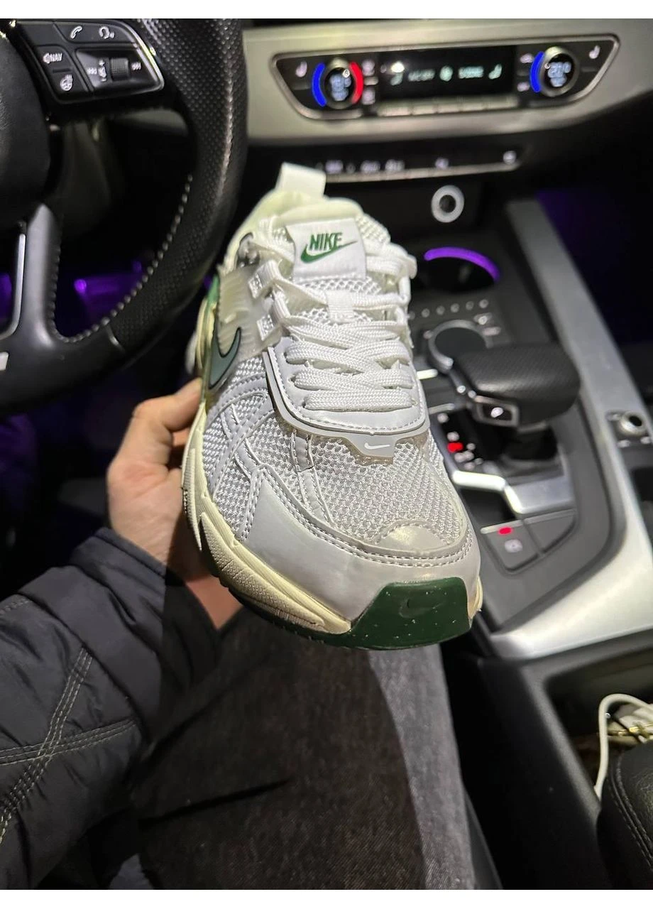 КРОСІВКИ ЖІНОЧІ NIKE RUNTEKK WHITE/GREEN НАЙК РАНТЕК БІЛІ No Brand білі демісезони (392014884)