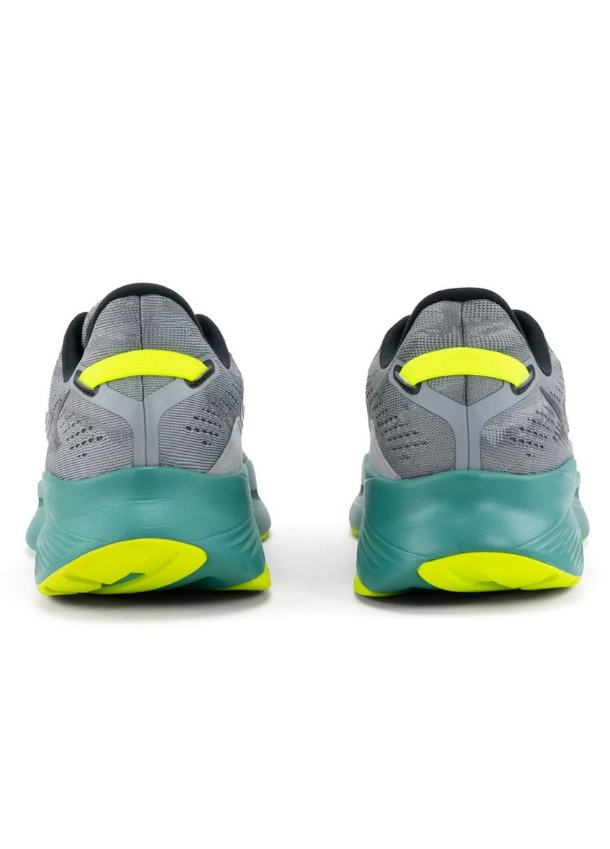 Сірі кросівки Saucony