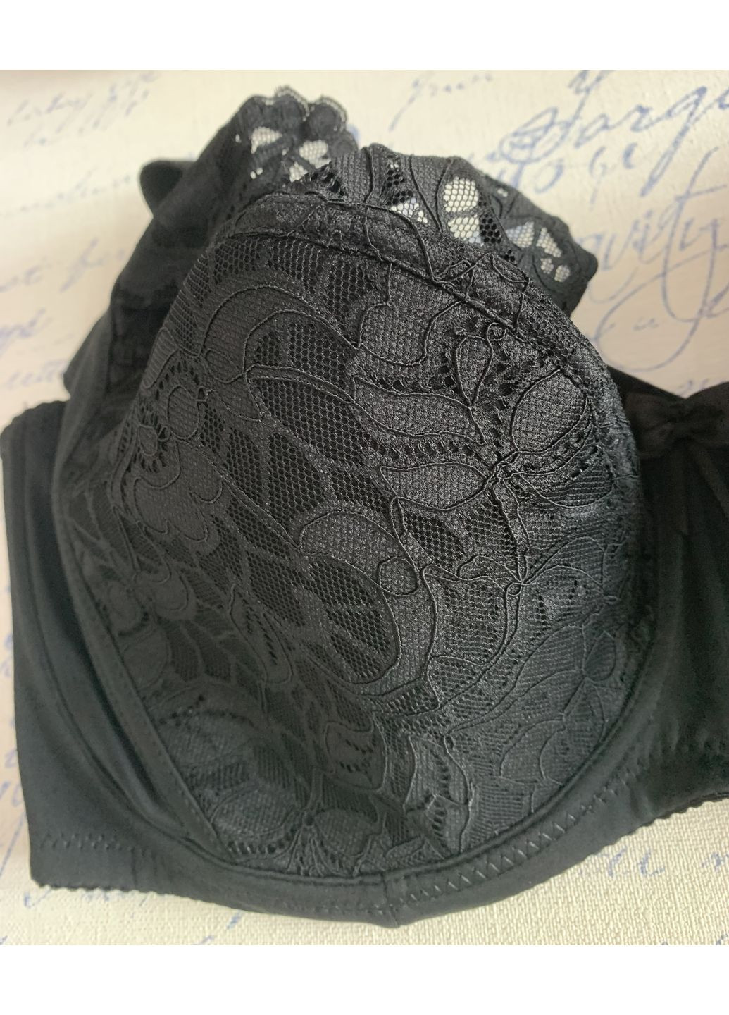 Чёрный бюстгальтер Diorella с косточками