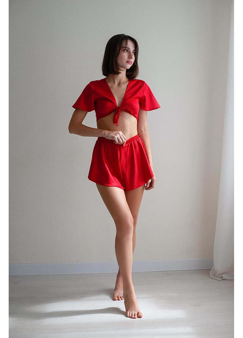 Красная пижама из шелка Perfect Female