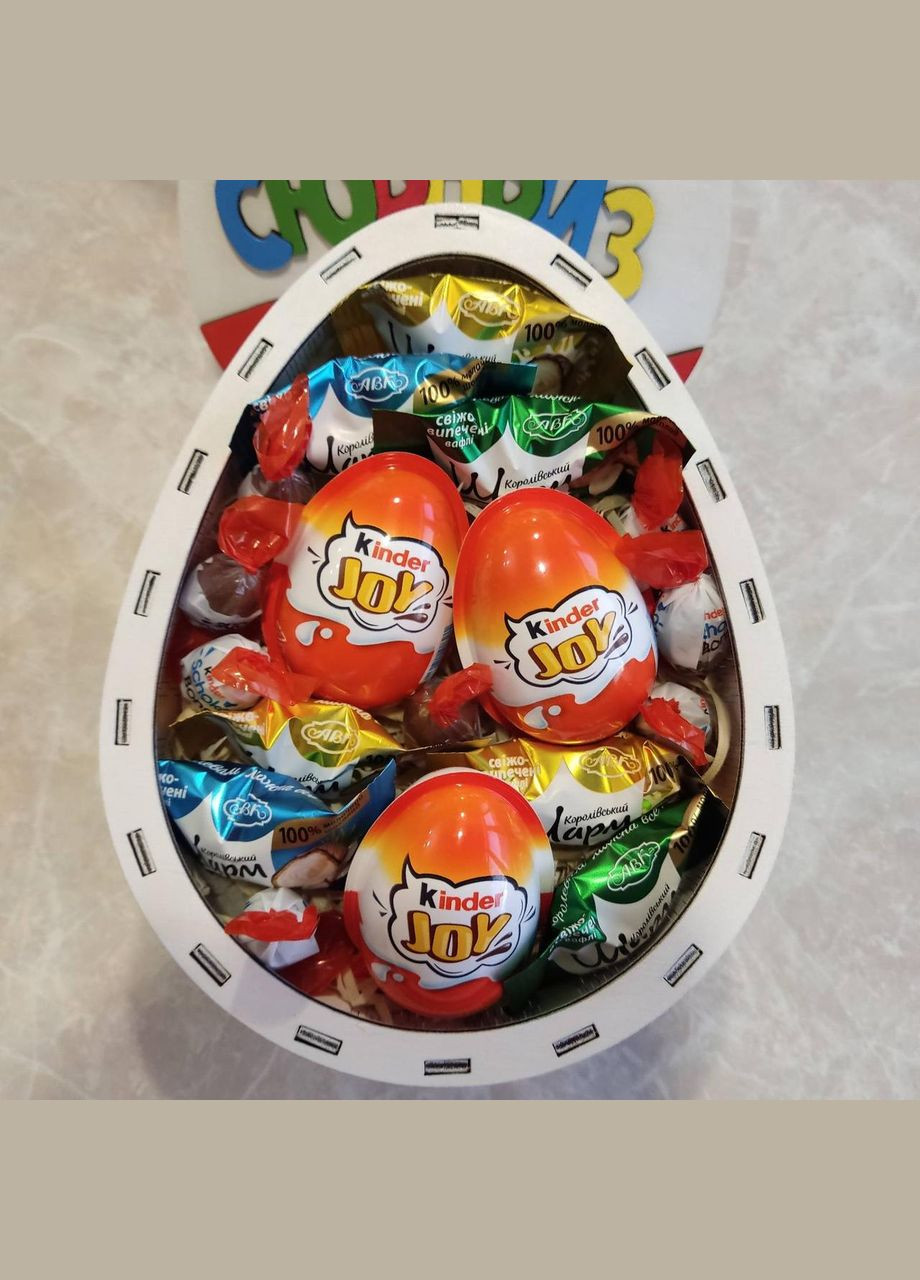 Бокс киндер со сладостями для девушки или ребенка на день рождения 8 марта новый год (ar18) No Brand (315888768)