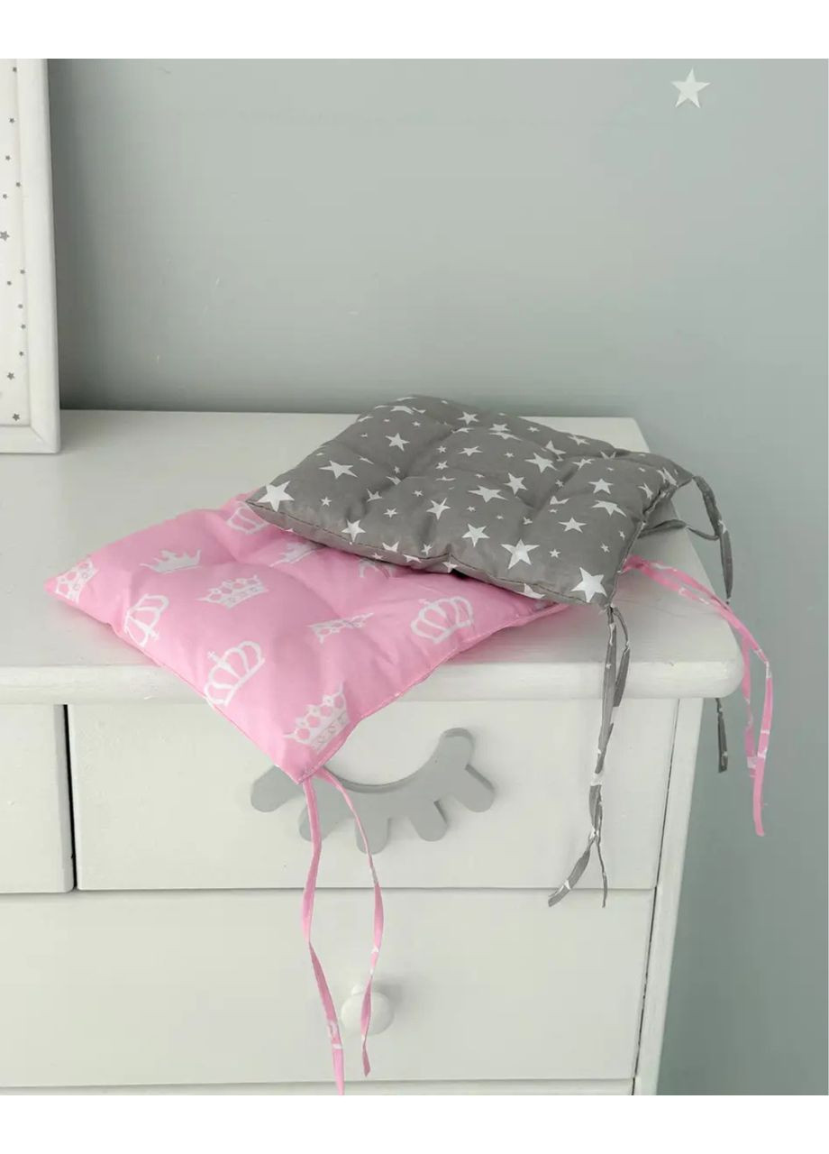 Подушка м'яка для дитячого стільчика 23х28, біла No Brand (366393902)