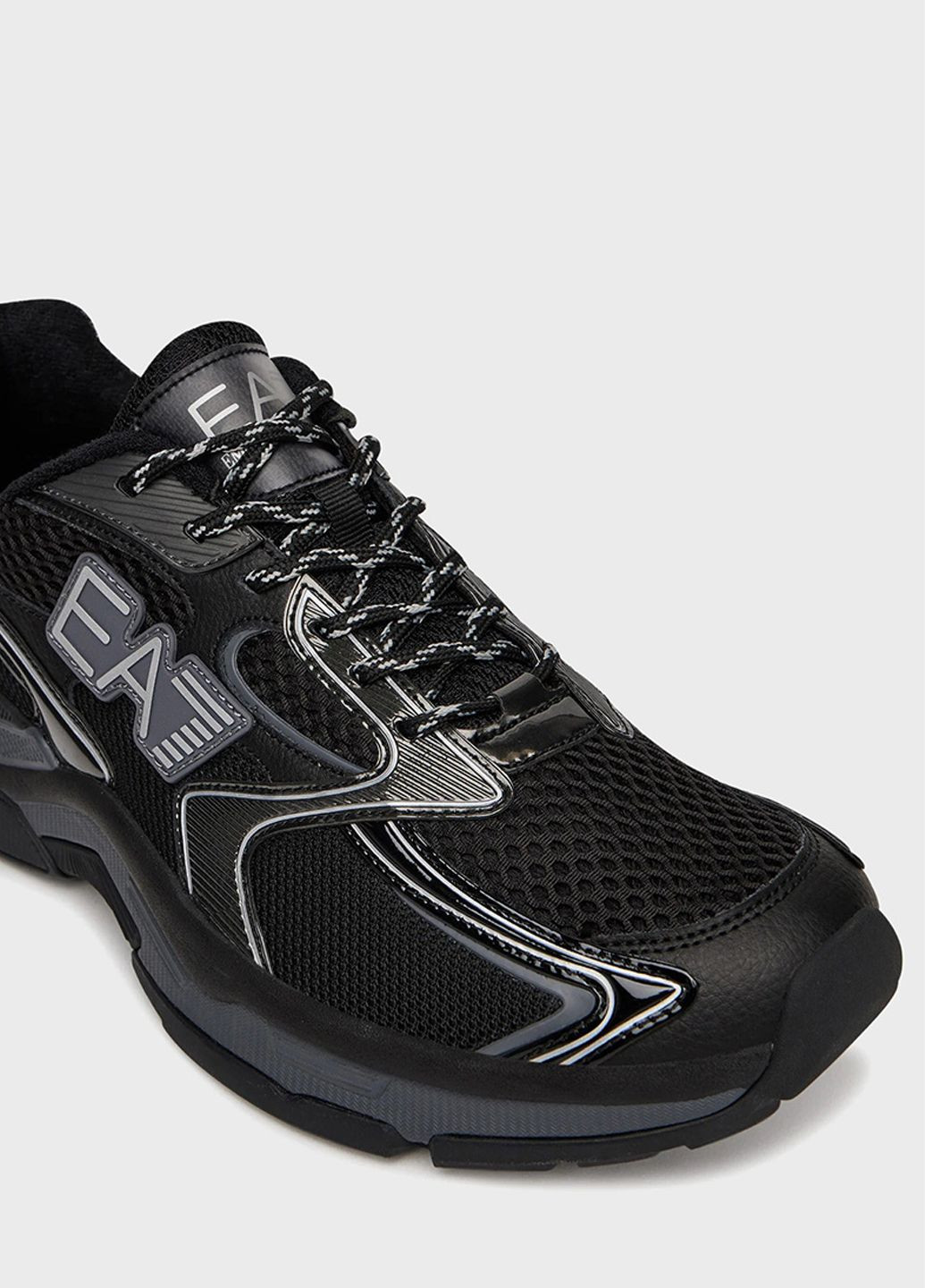 Черные всесезонные кроссовки Emporio Armani