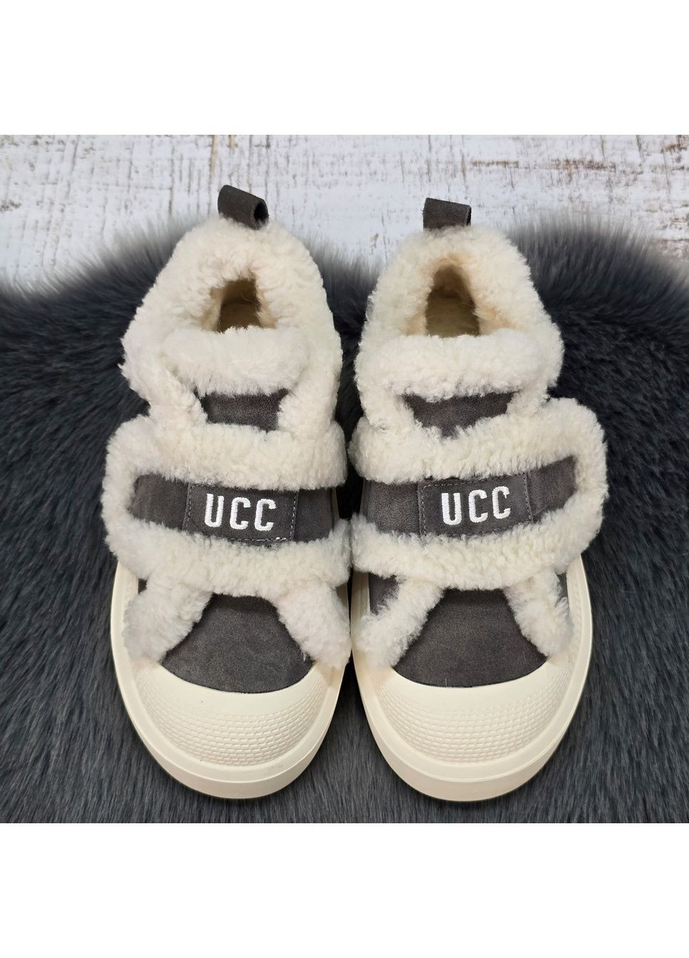 Жіночі зимові кросівки на липучках з натуральної замші на хутрі Hengji (365718530)