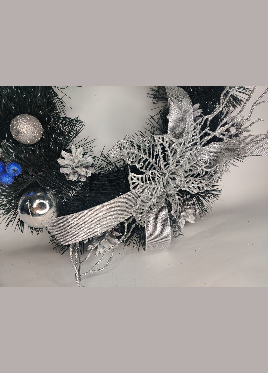 Різдвяний новорічний вінок 30см. з Натуральним декором Святковий для інтер'єру, дверей, столу в Фірмовій упаковці Vela (273469372)
