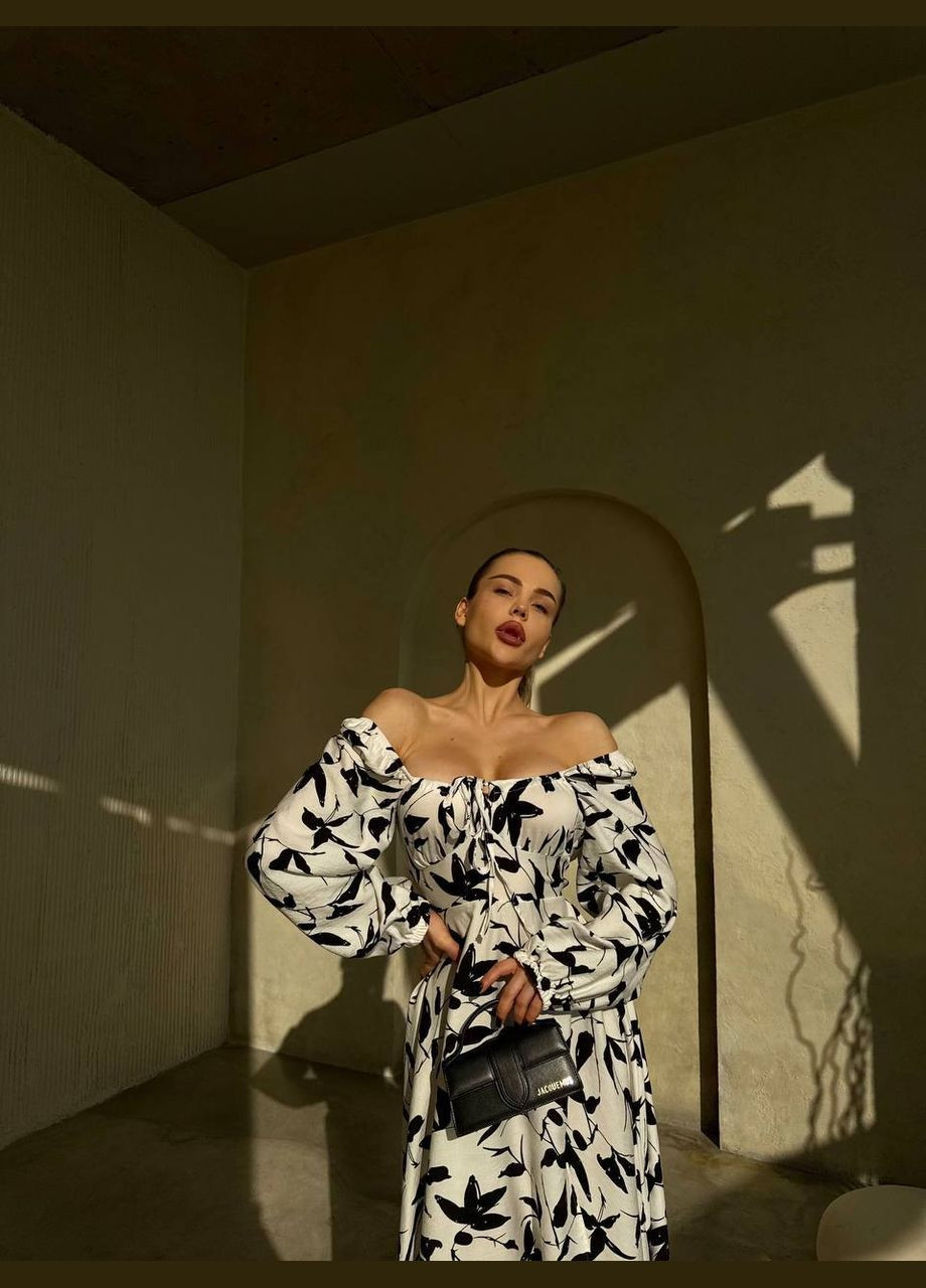 Белое лёгкое белое платье в цветочном принте из премиальной ткани, с открытым декольте, для стильных образов No Brand