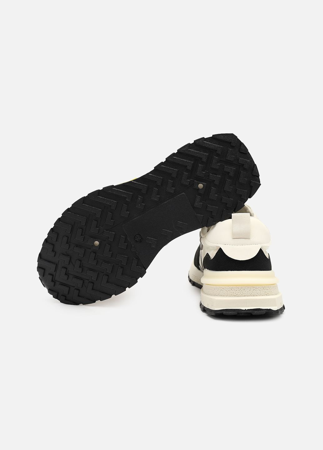 Молочні Осінні кросівки на пласкій підошві чоловічі колір молочний cb-00267180 Yuki