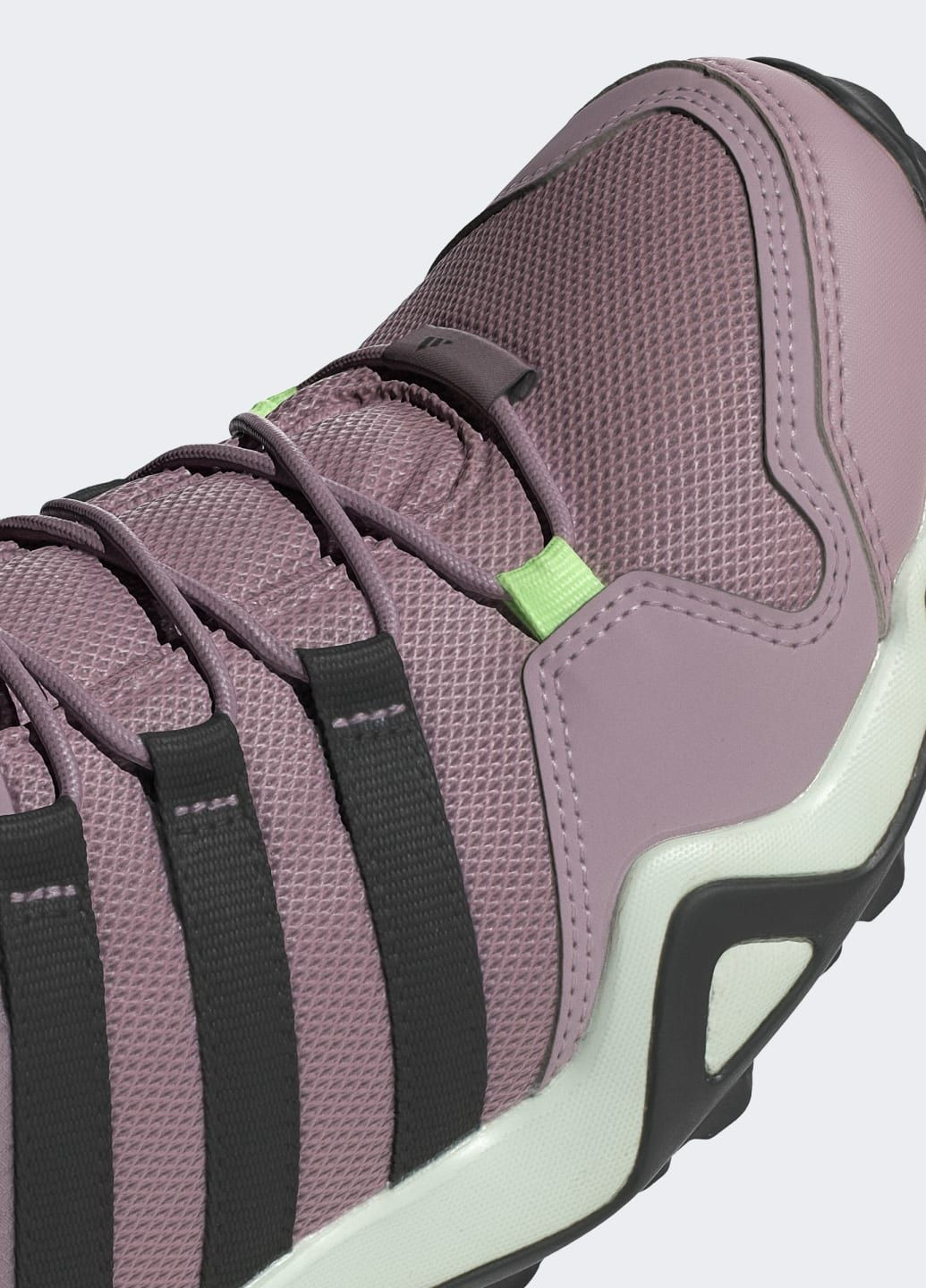 Фиолетовые всесезонные кроссовки для хайкинга ax2s adidas