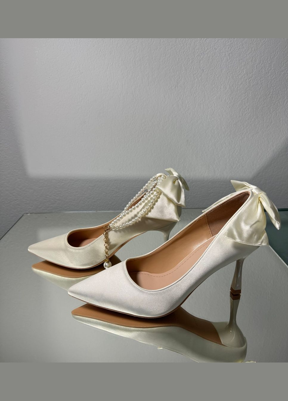 No Brand Весільні жіночі туфлі для нареченої з бантами на п'ятці + ремінець перли 8 см - Білий колір білий з текстиль, — літо (322414644)