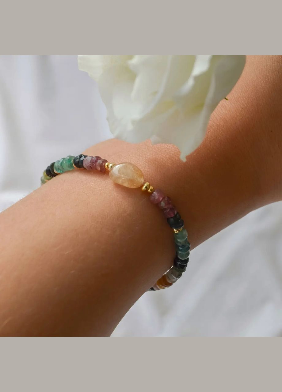 Браслет натуральний Турмалін зі вставкою Рутиловий Кварц, фур-ра гіп-ний сплав кольору золото d-7х4мм+- L-17-22см No Brand Браслет (302678864)