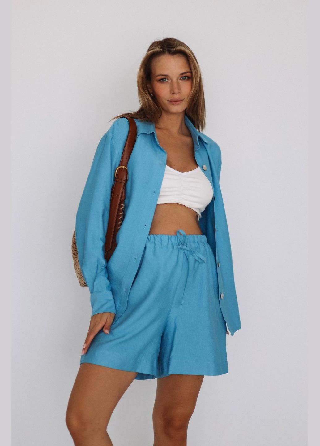 Мягкий костюм для беременных и кормящих с шортами и рубашкой голубой Dianora (335974569)