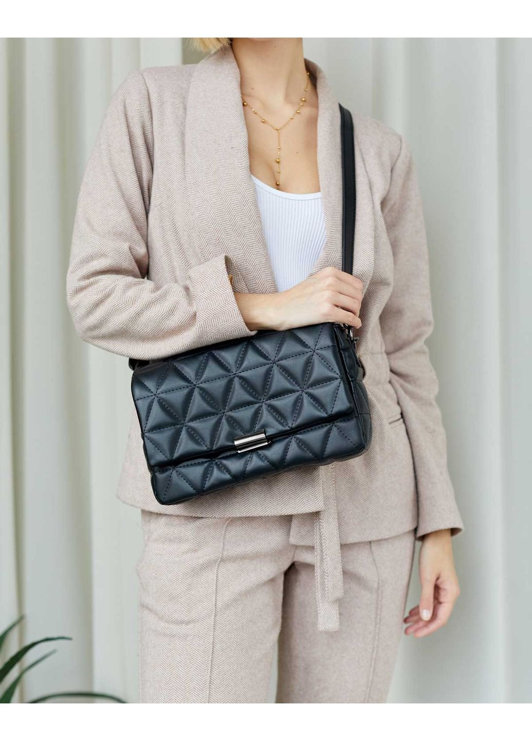 Сумка жіноча стьобана чорна екокожа молодіжна сумочка із замком для зберігання речей ProDobro (367266496)