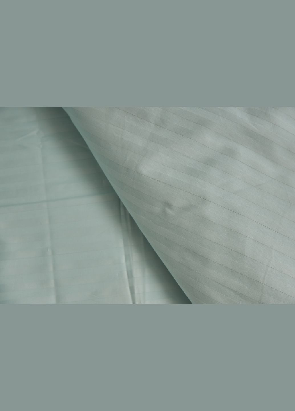 Комплект постільної білизни King Size 220x240 наволочки 4х70х70 Satin Stripe (MS-820000599) Moon&Star stripe mint (284416501)