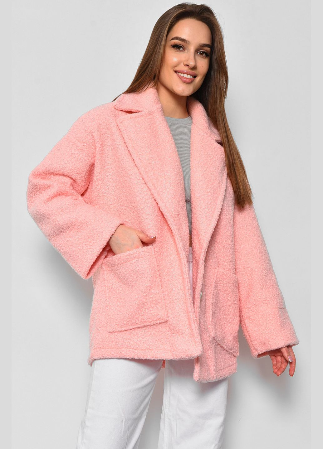 Персиковое демисезонное Пальто женское полубатальное укороченное персикового цвета Let's Shop