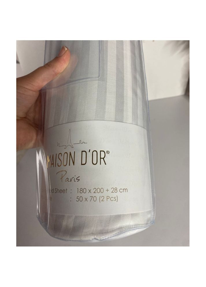 Простынь сатиновая white на резинке 180x200 + наволочки 2-50x70 Maison D'or (365720539)