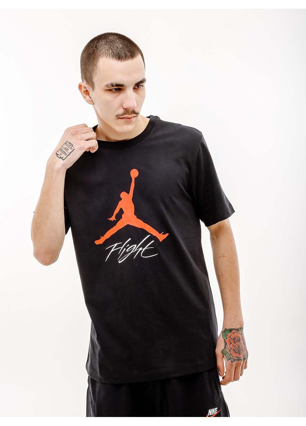 Черная мужская футболка jumpman flight hbr tee черный Jordan