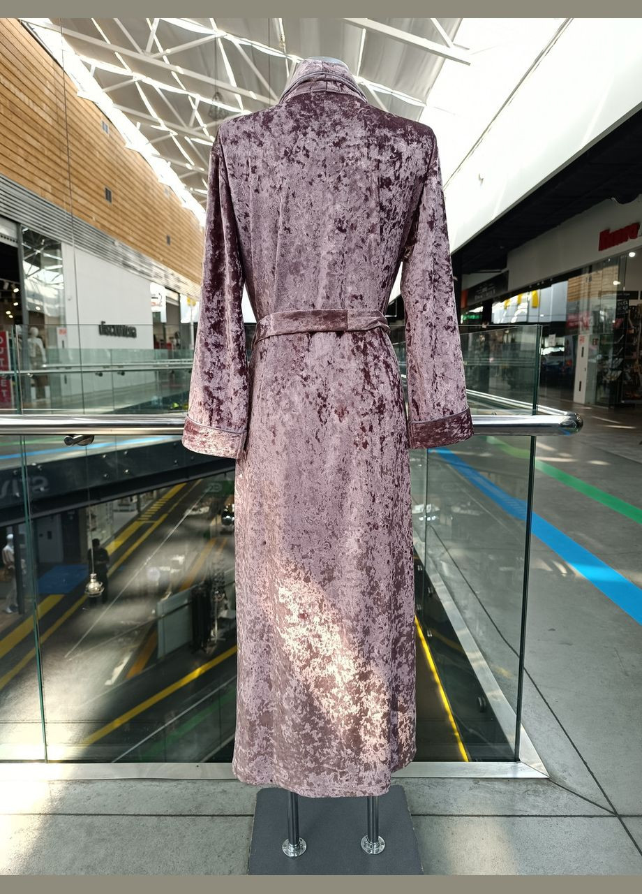 Пудрова всесезон жіночий велюровий халат пудрового відтінку 2 Льва