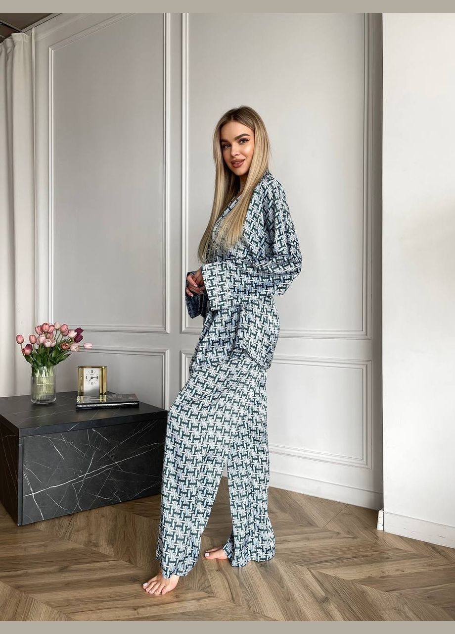 Жіночий брючний шовковий костюм у піжамному стилі оверсайз No Brand (323167370)